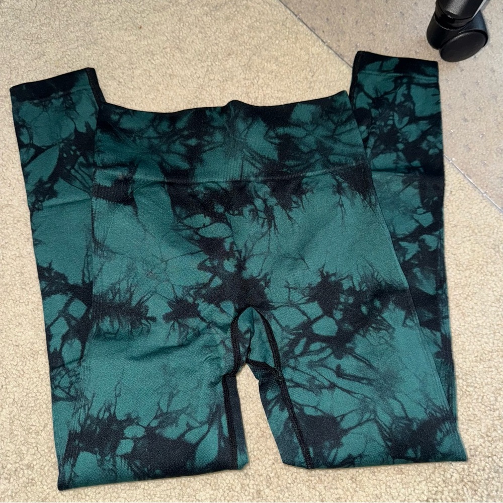 Shein tie dye leggings